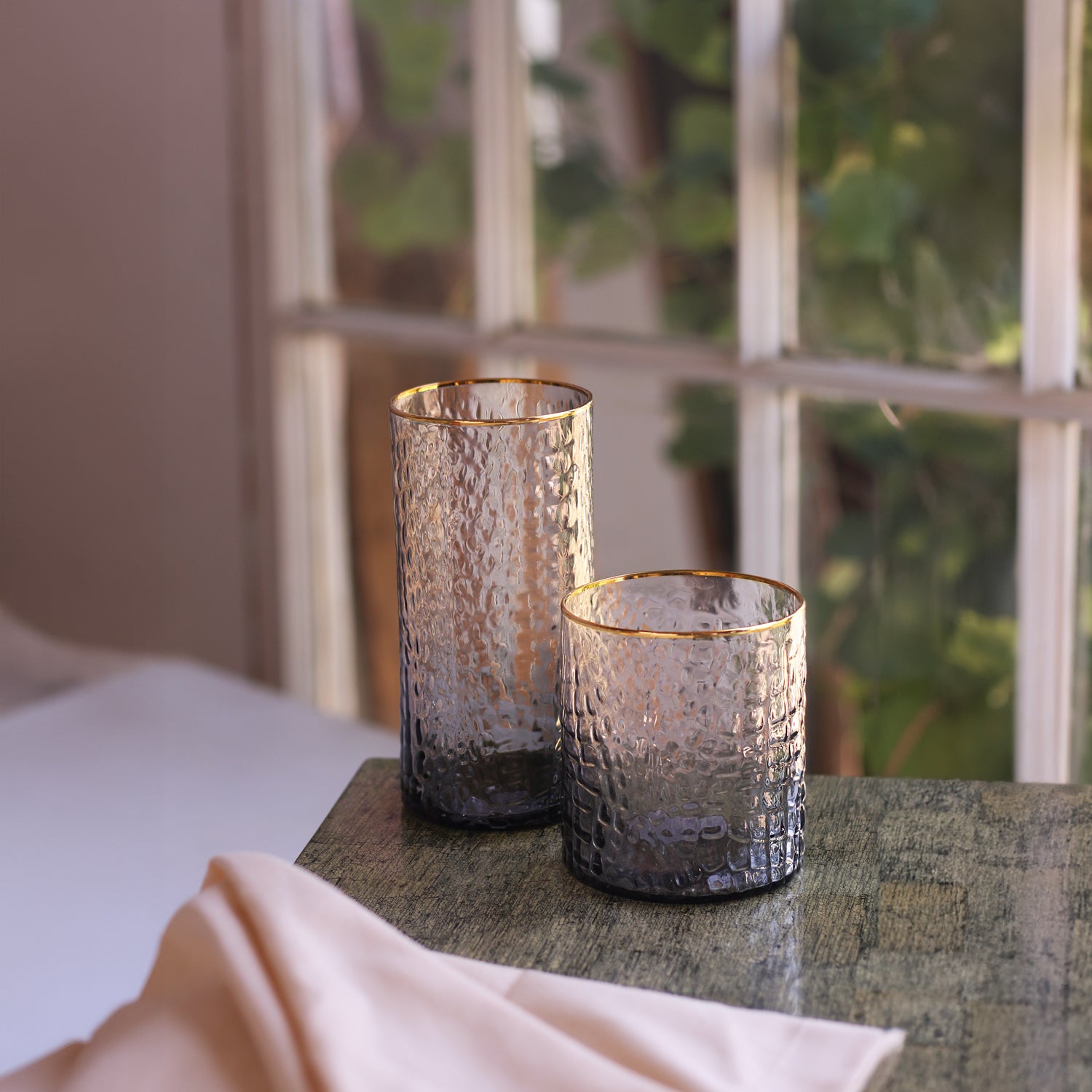 beatriz-ball-glass-croc-double-old-fashioned-with-gold-rim-set-of-4-smoke-grey