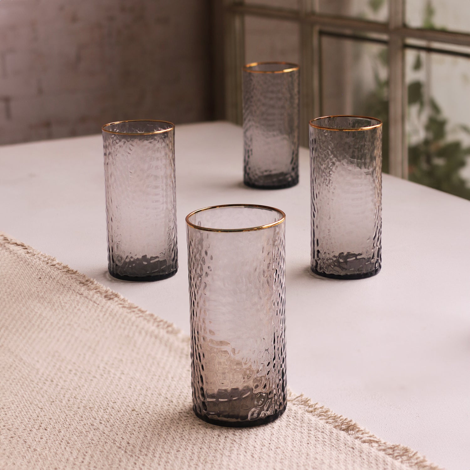 GLASS Croc Highball with Gold Rim Set of 4 (Smoke Grey)