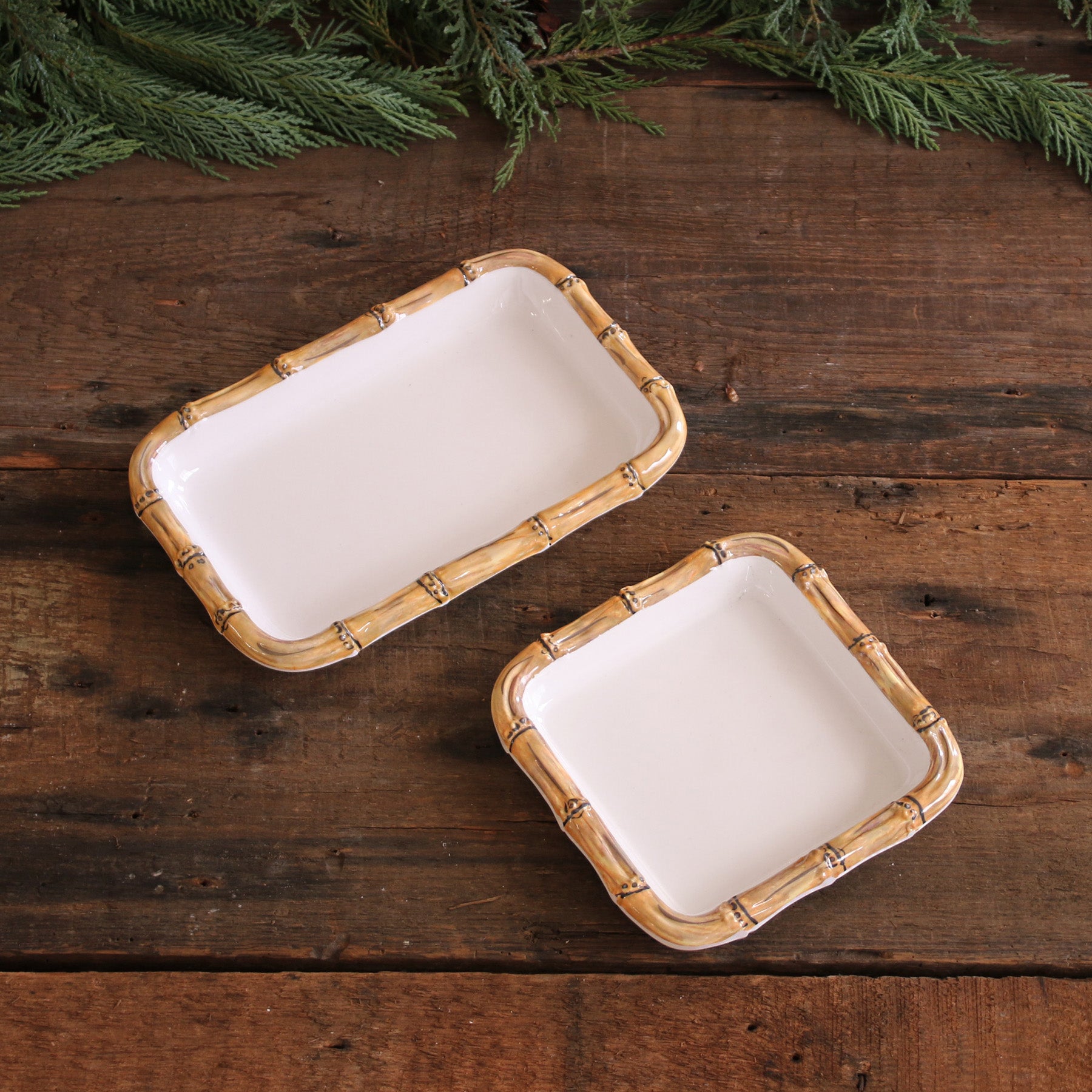 beatriz-ball-vida-bamboo-guest-towel-holder-white-and-natural