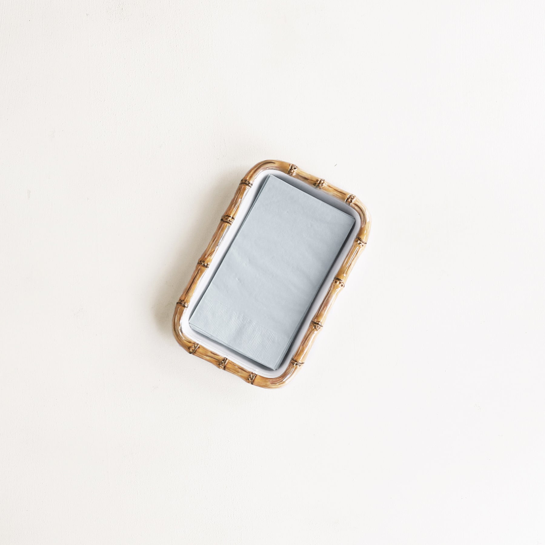 beatriz-ball-vida-bamboo-guest-towel-holder-white-and-natural