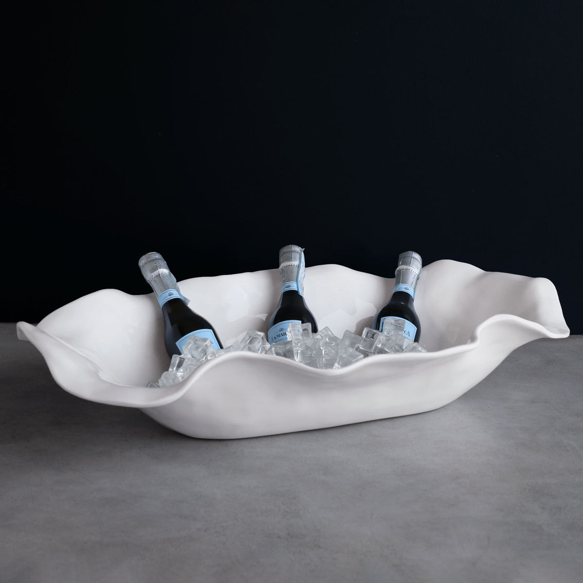 beatriz-ball-vida-havana-extra-large-oval-centerpiece-white
