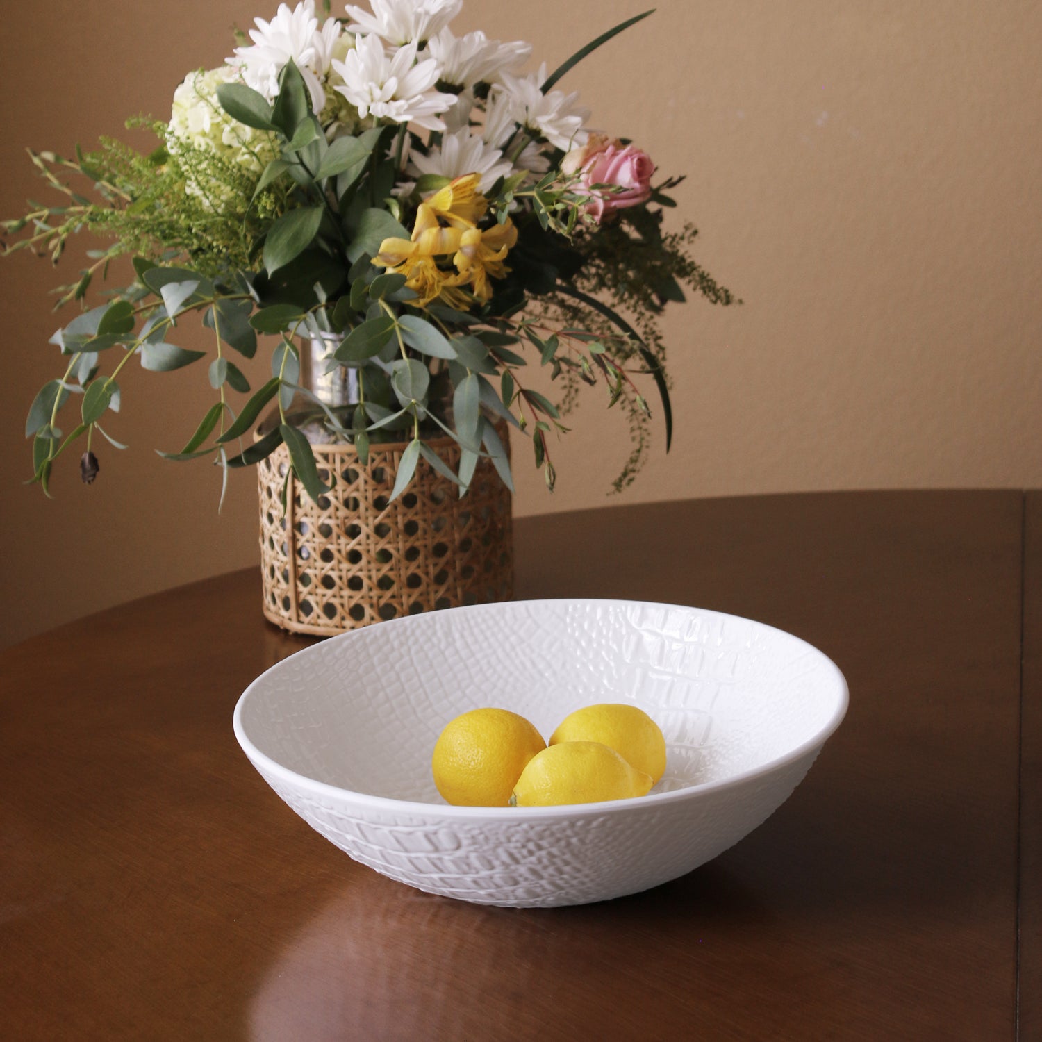 beatriz-ball-vida-croc-large-bowl-white