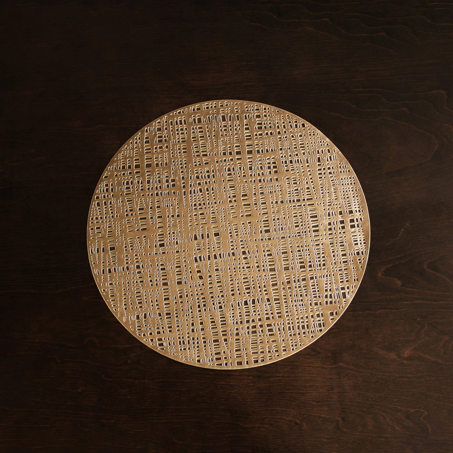 beatriz-ball-vida-woven-15-round-placemats-set-of-4-gold