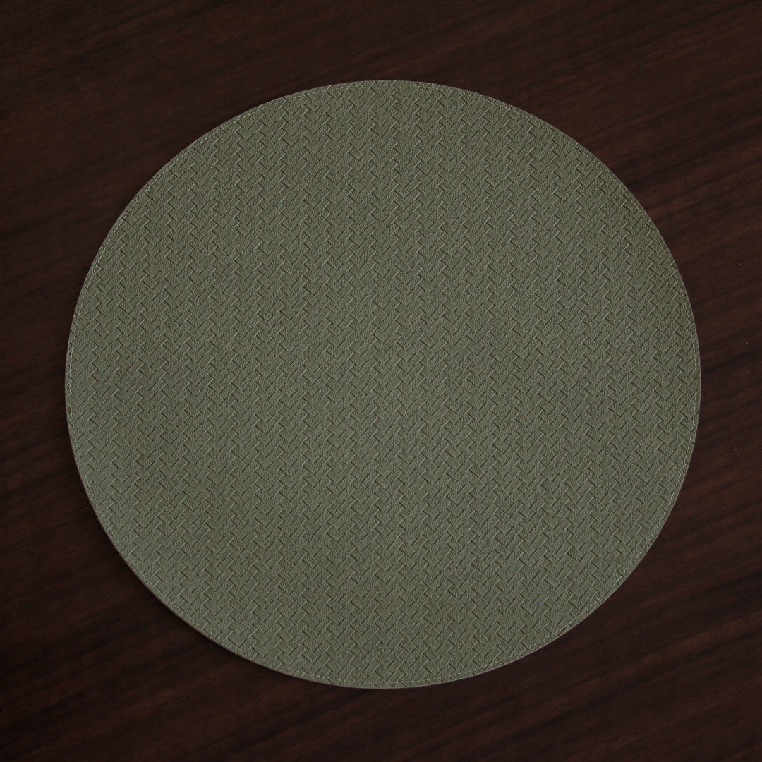 beatriz-ball-vida-snakeskin-reversible-15-round-placemats-set-of-4-medium-green-and-tan