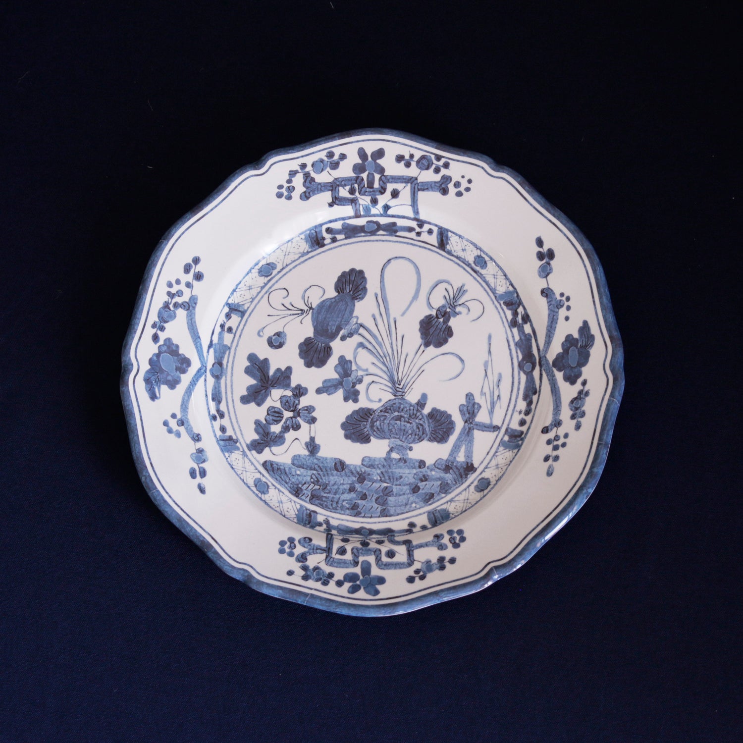 VIDA Faenza 11" Dinner Plate Set of 4 White and Blue