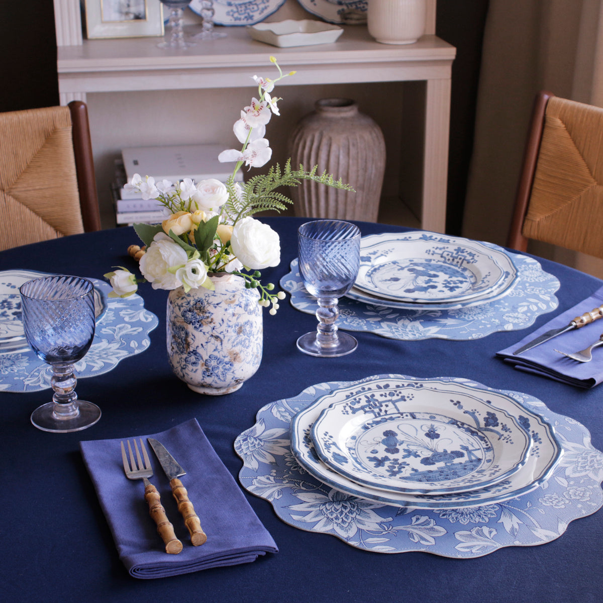 VIDA Faenza Dinner Plate Set of 4 (White and Blue)