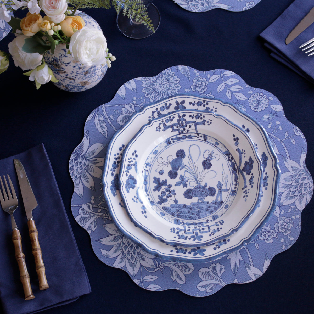 VIDA Faenza Salad Plate Set of 4 (White and Blue)