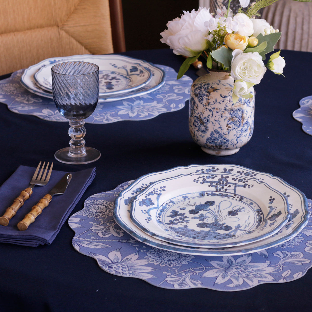 VIDA Faenza Salad Plate Set of 4 (White and Blue)