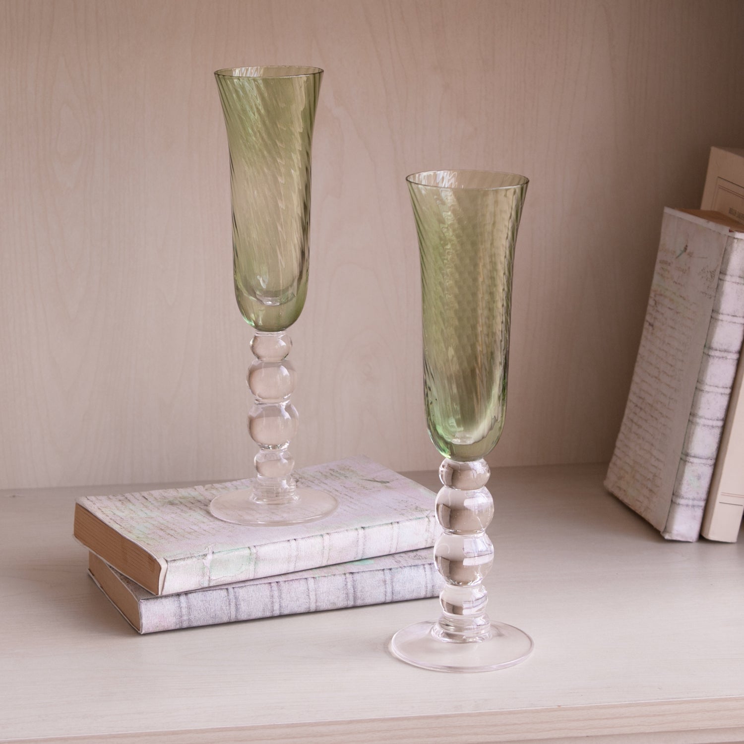 beatriz-ball-glass-french-swirl-champagne-flute-set-of-4-green