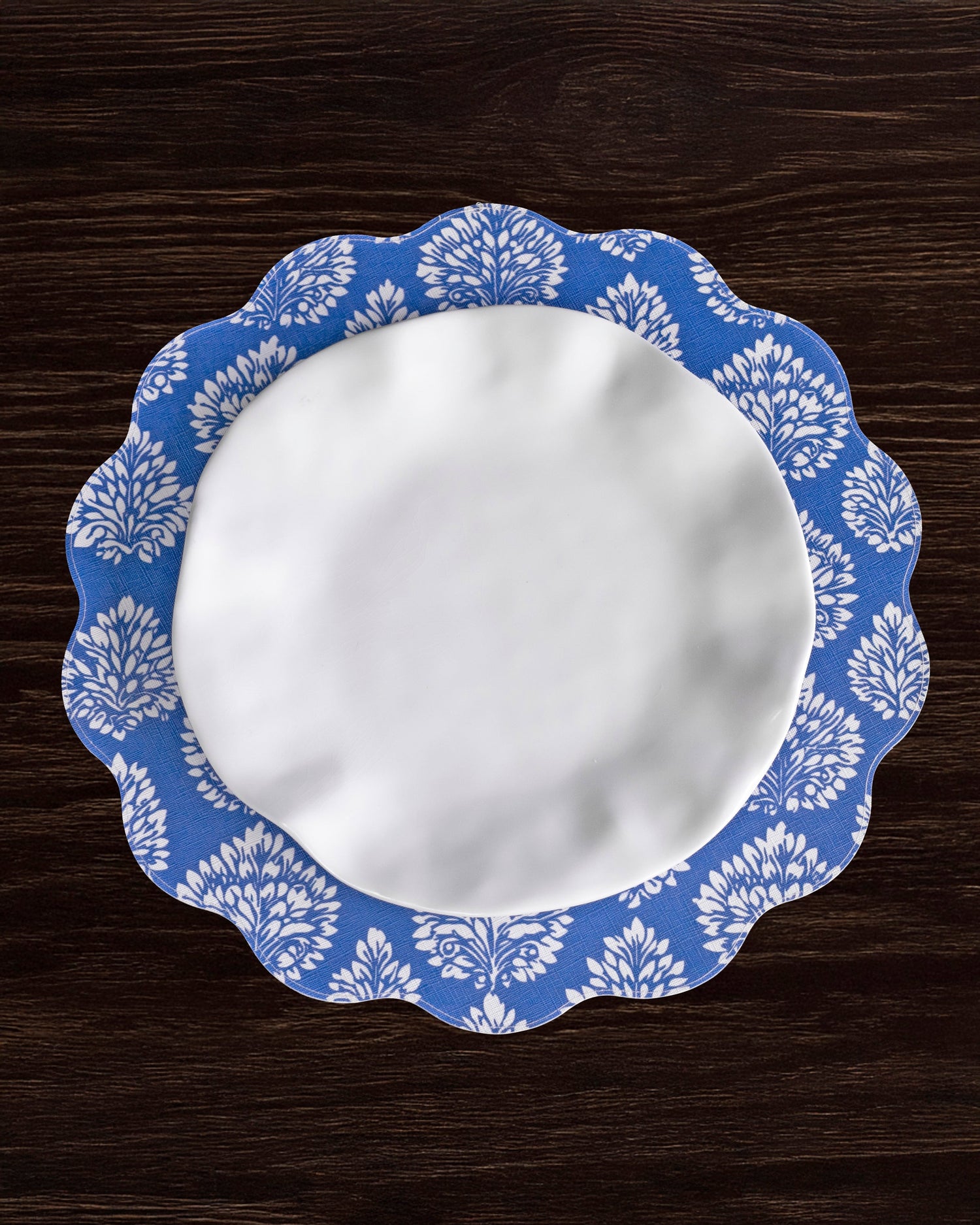 beatriz-ball-vida-chinoiserie-reversible-round-placemats-set-of-4-blue-white