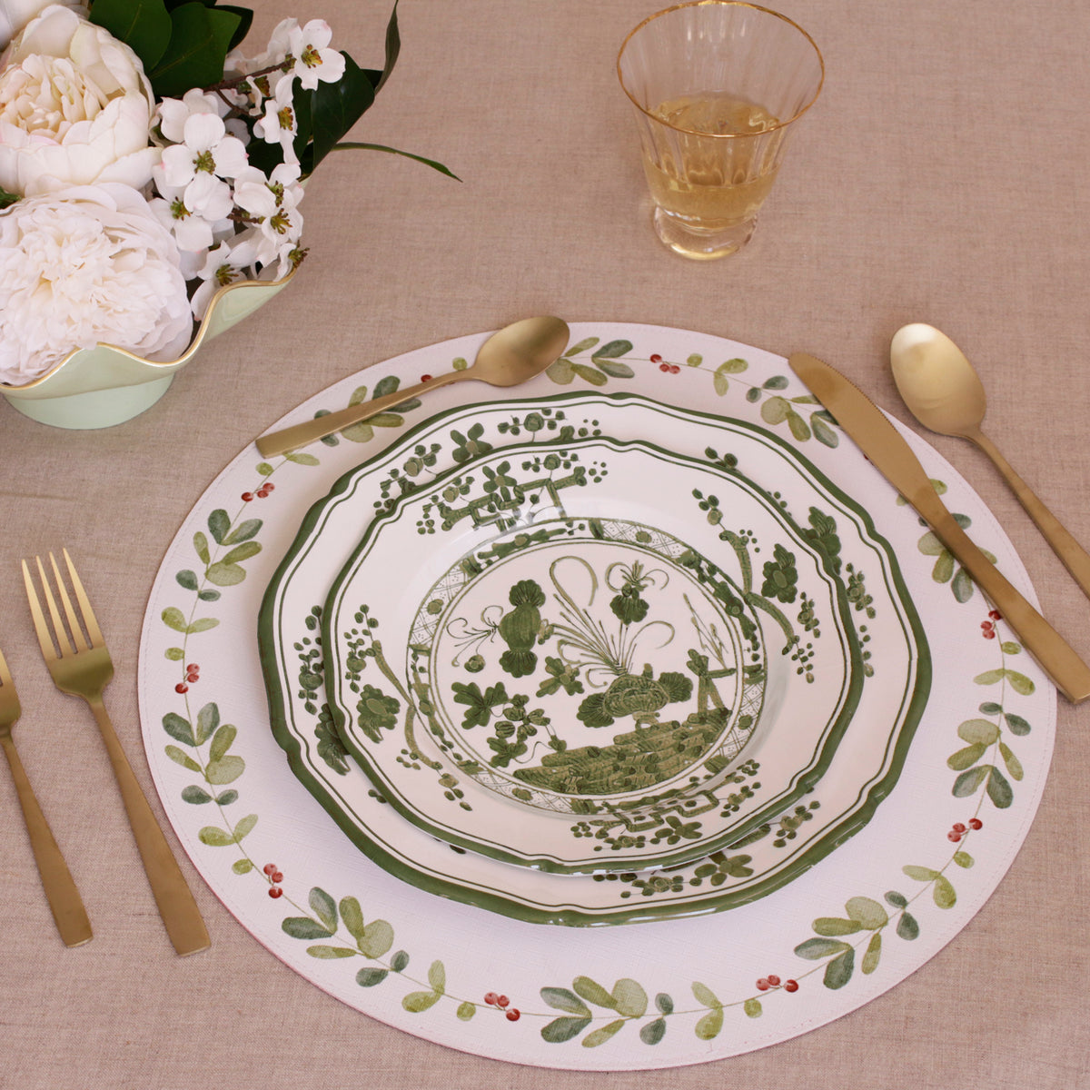 vida-faenza-9-salad-plate-set-of-4-white-and-green