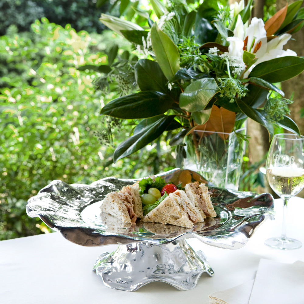 beatriz-ball-pedestal-vento-lola-round-plate