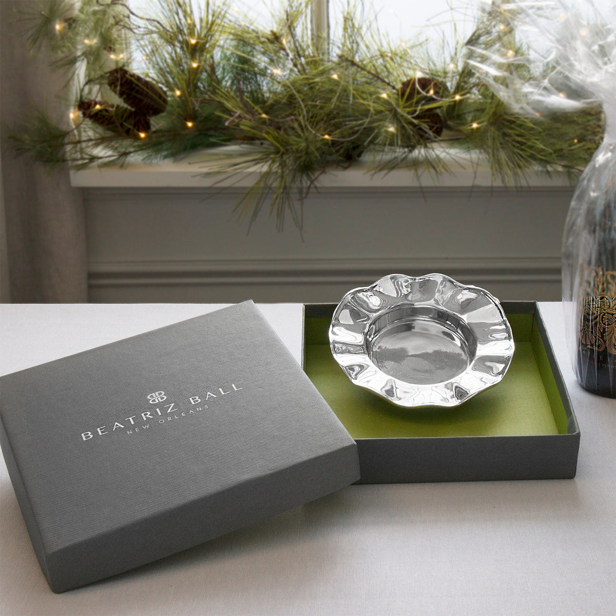 beatriz-ball-giftables-vento-silver-wine-coaster