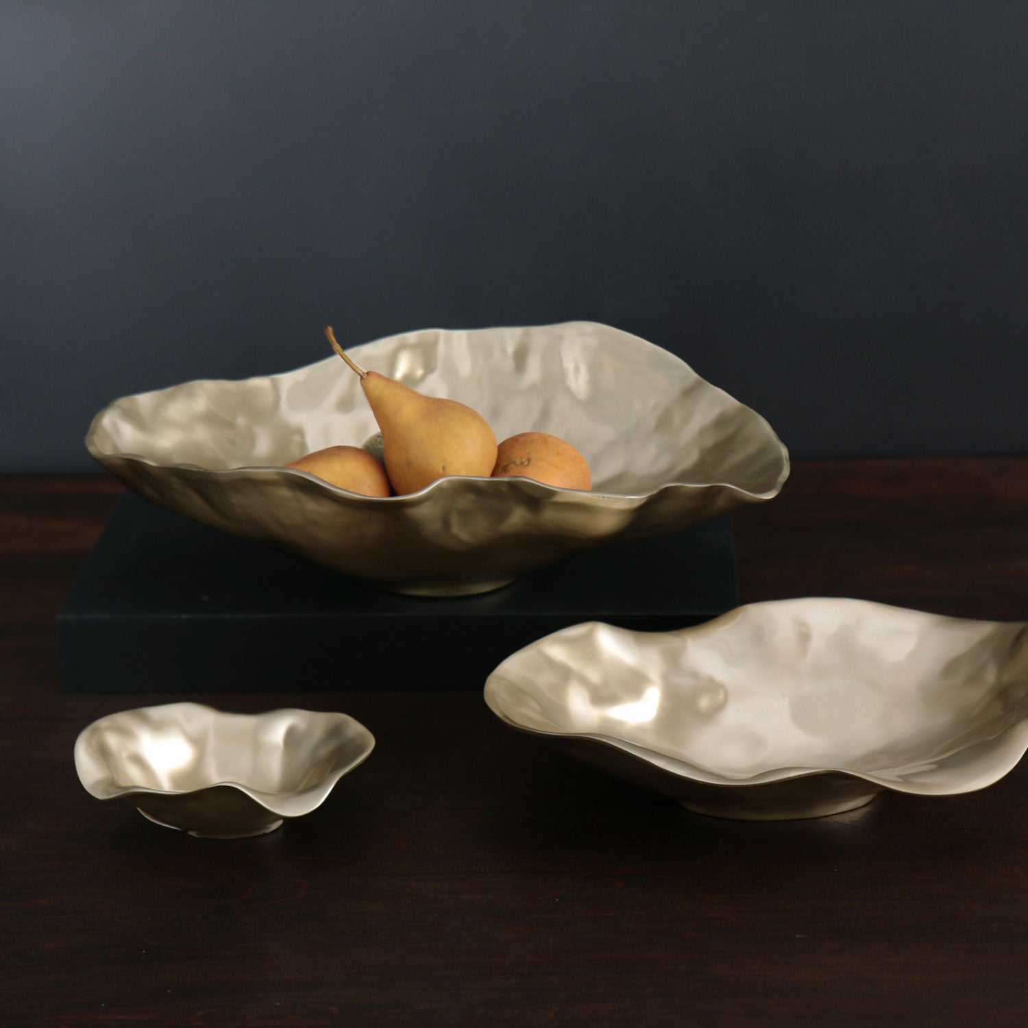 beatriz-ball-sierra-modern-maia-medium-oval-bowl-gold