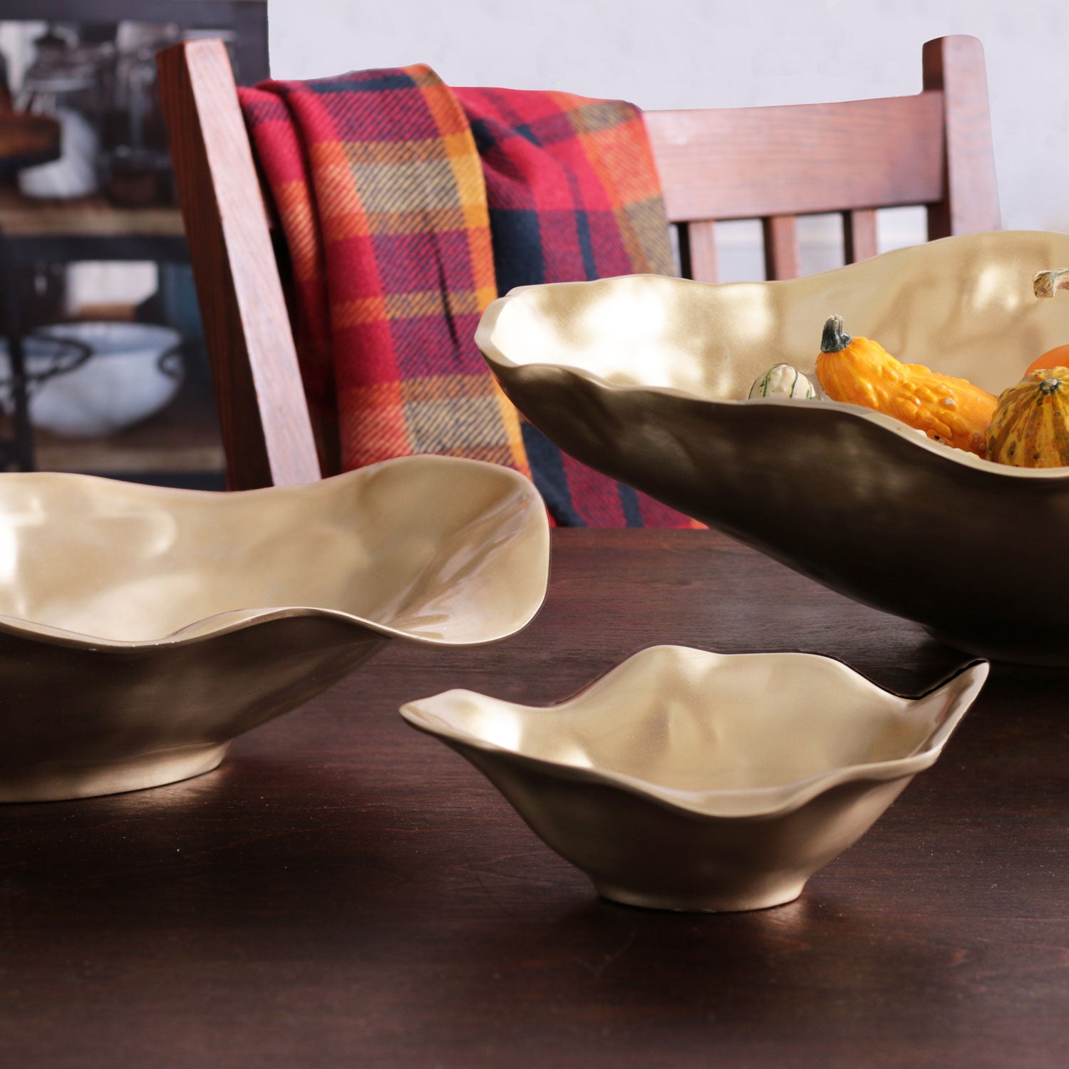 beatriz-ball-sierra-modern-maia-medium-oval-bowl-gold