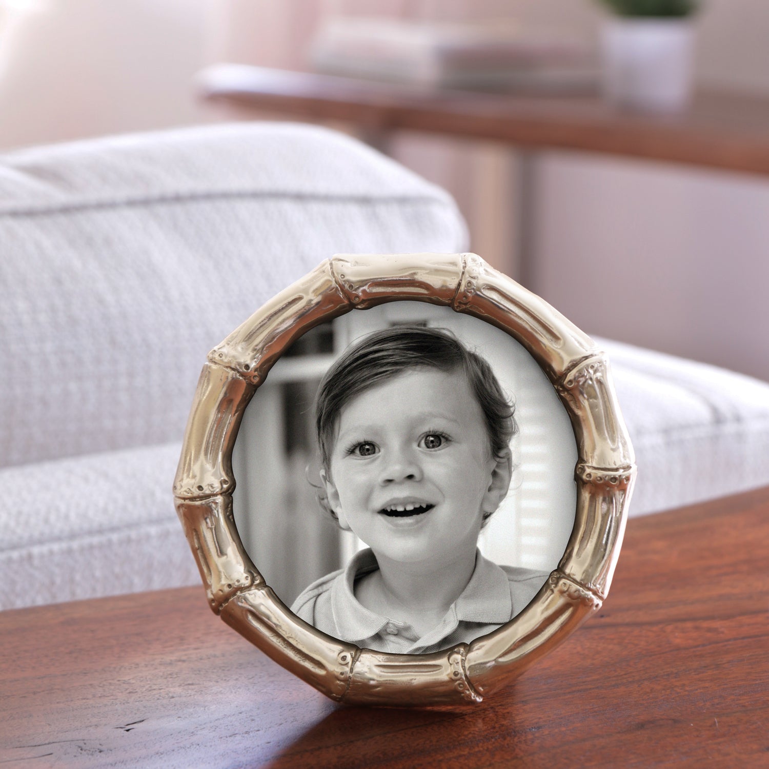 beatriz-ball-giftables-sierra-modern-bamboo-5-x-5-round-frame-gold