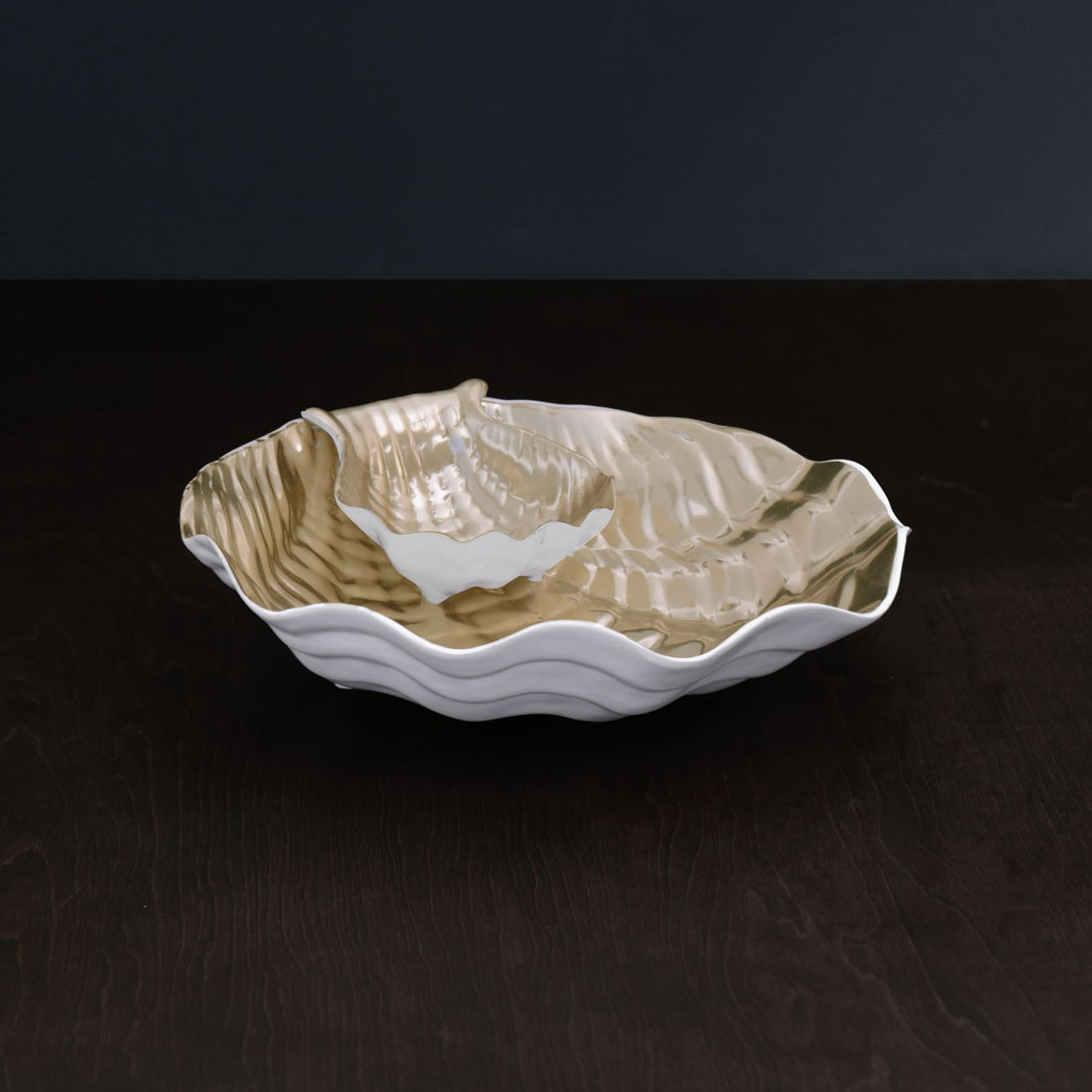 THANNI Ocean Shell Wavy Bowl with Dip (White)