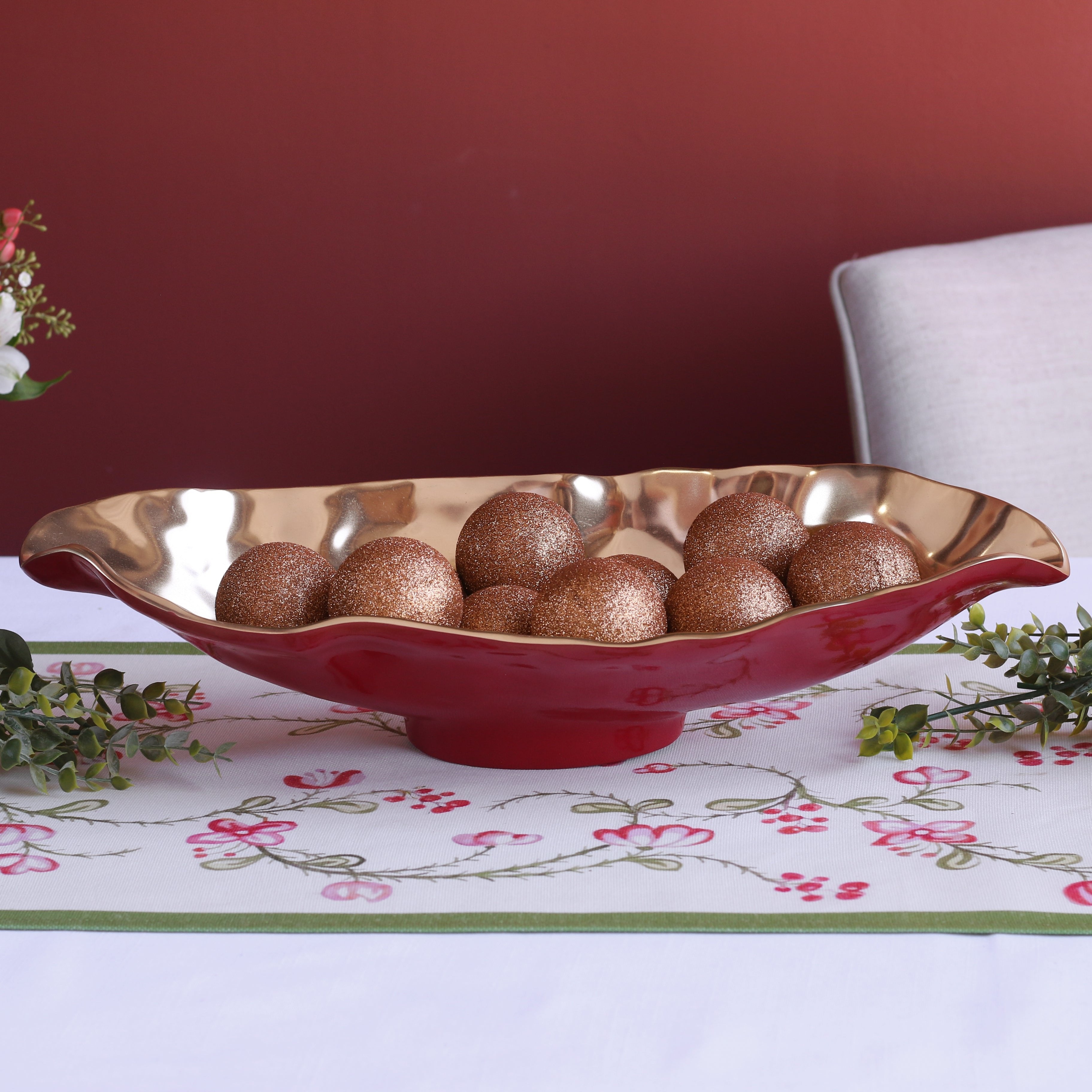 beatriz-ball-thanni-maia-medium-oval-bowl-red-and-gold