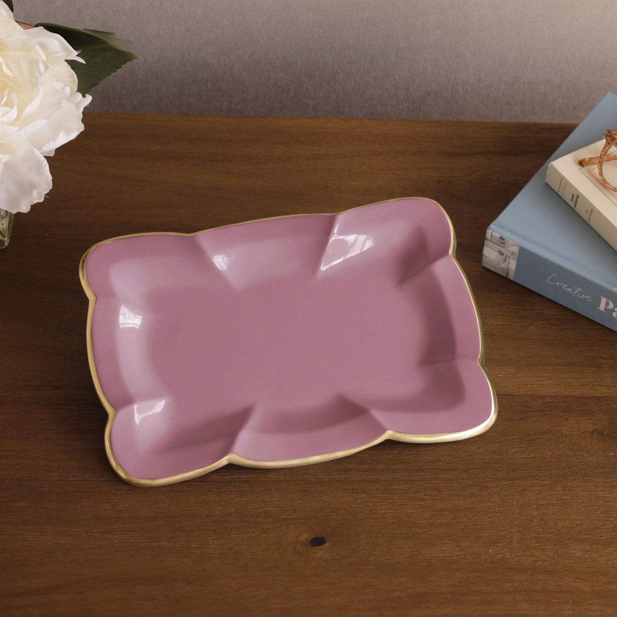beatriz-ball-encanto-devon-medium-tray-pink