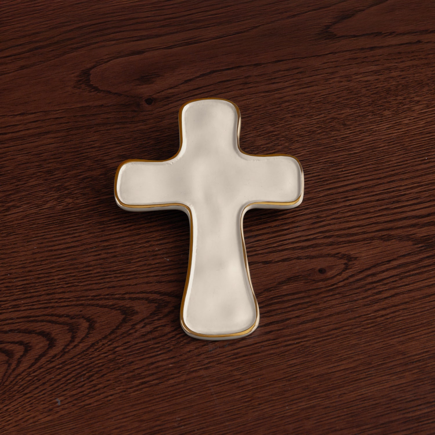 beatriz-ball-encanto-athens-cross-cream