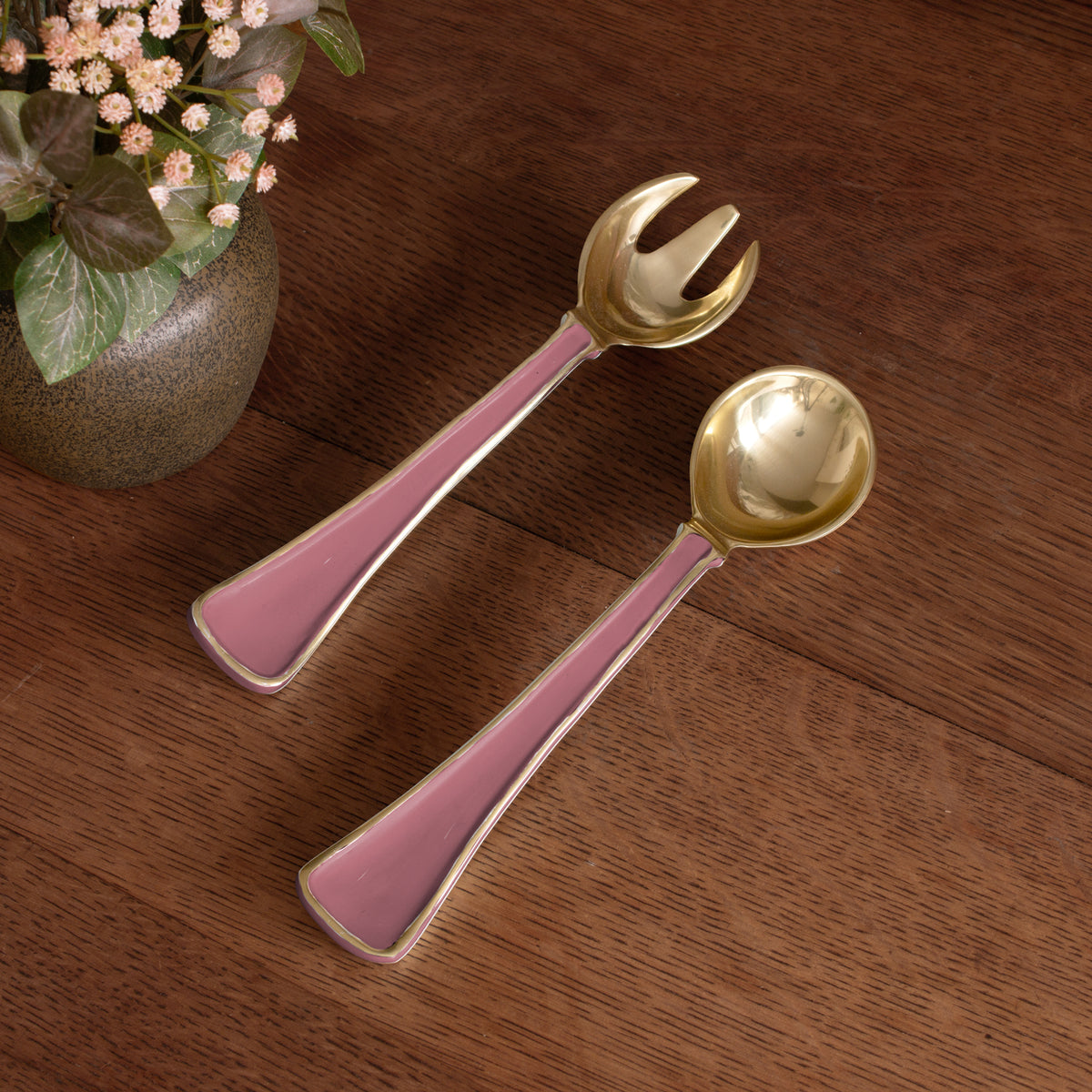 beatriz-ball-encanto-soho-salad-servers-pink