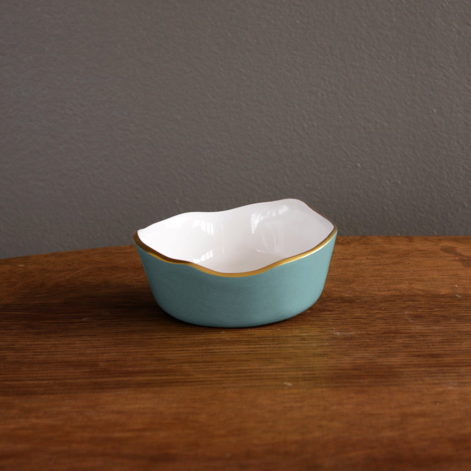 beatriz-ball-encanto-soho-wine-coaster-turquoise-and-white