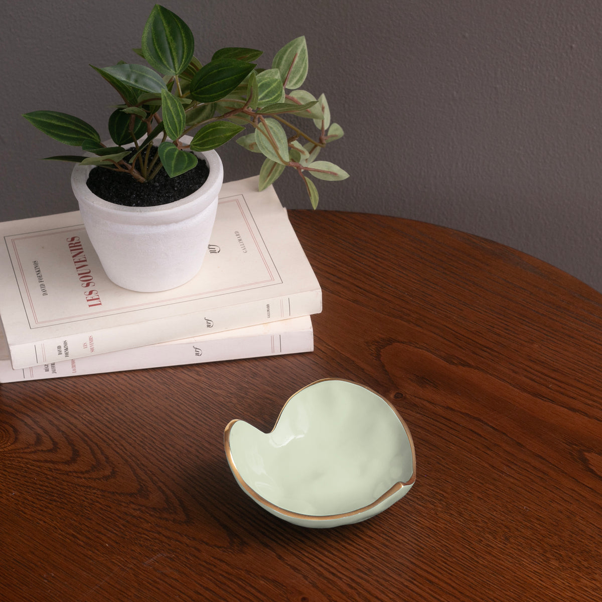 beatriz-ball-encanto-soho-mini-heart-pistachio