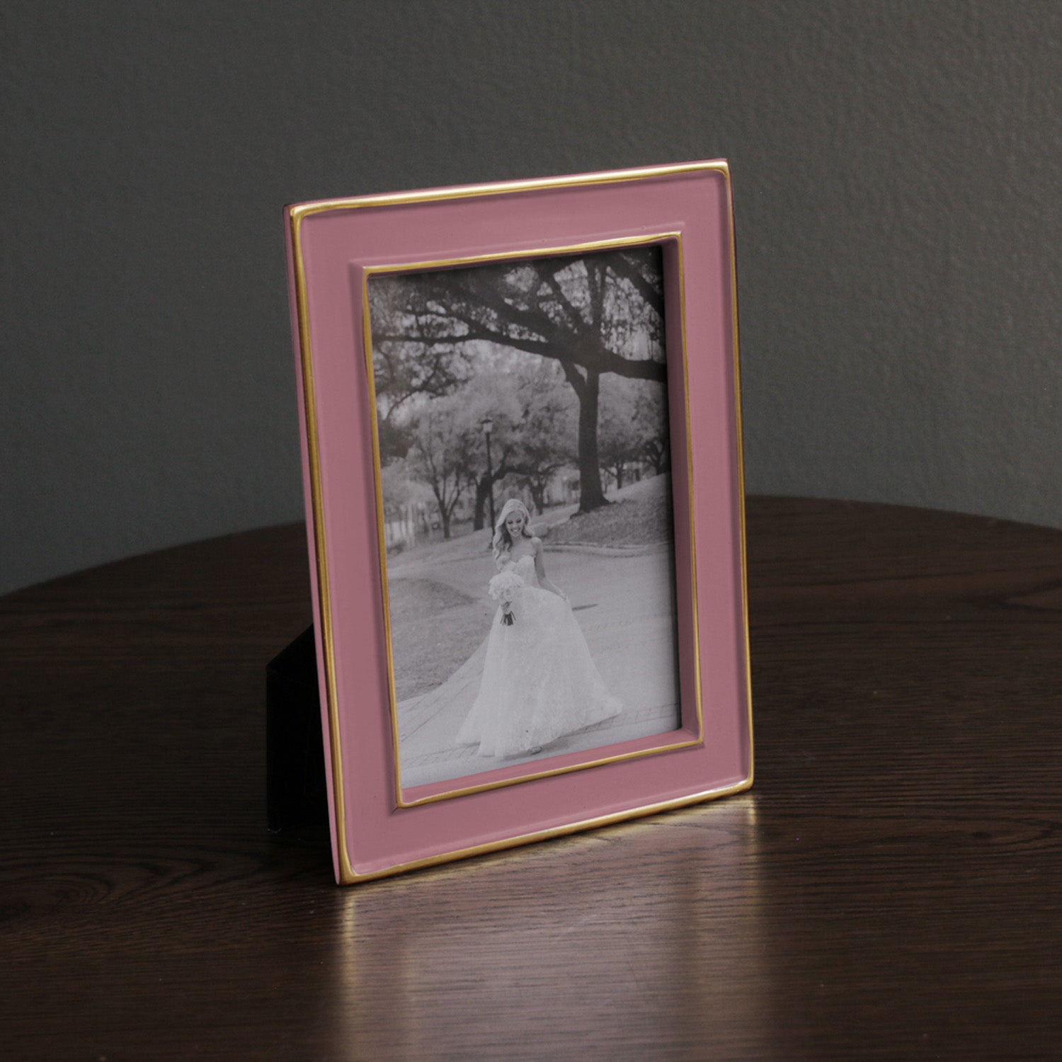 beatriz-ball-frame-encanto-jason-4-x-6-pink