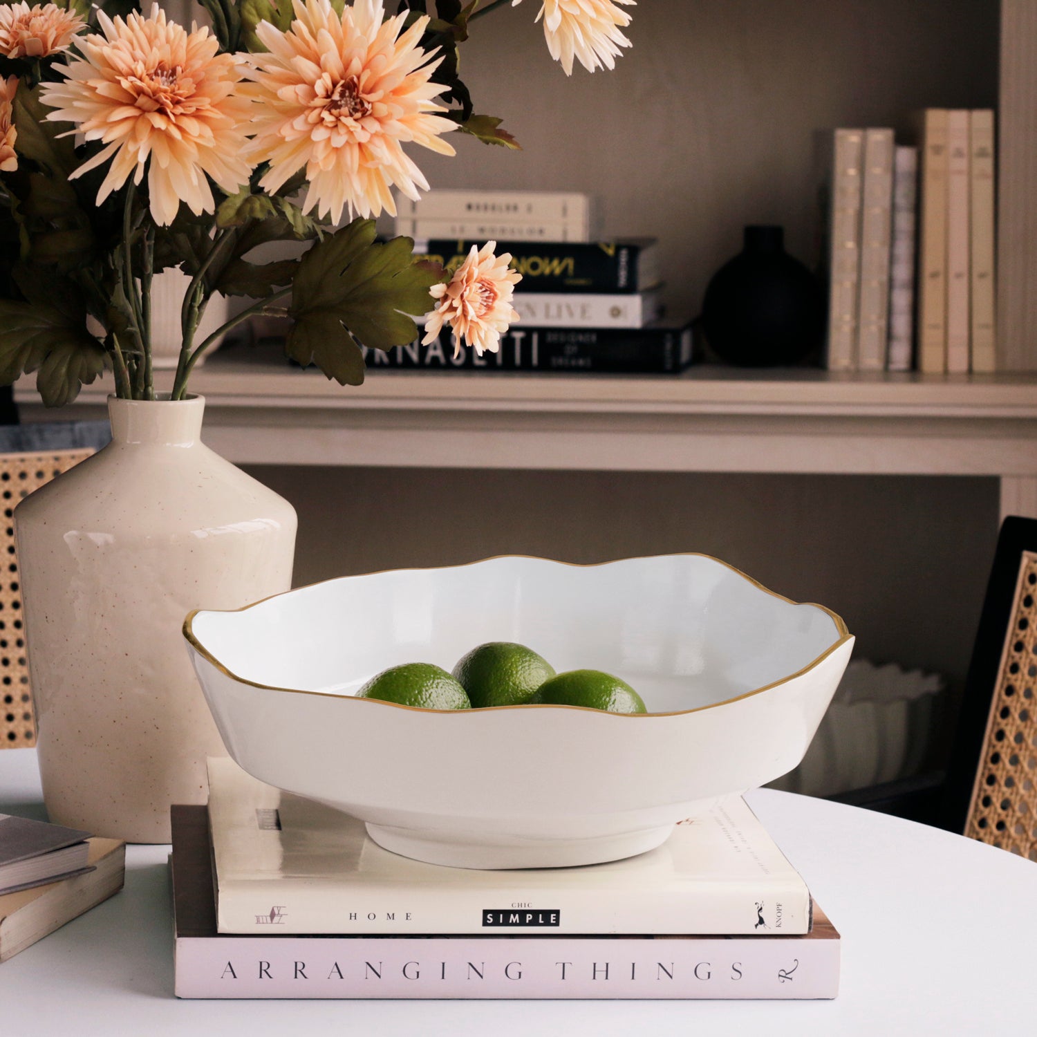 beatriz-ball-encanto-dakota-medium-bowl-cream-and-white