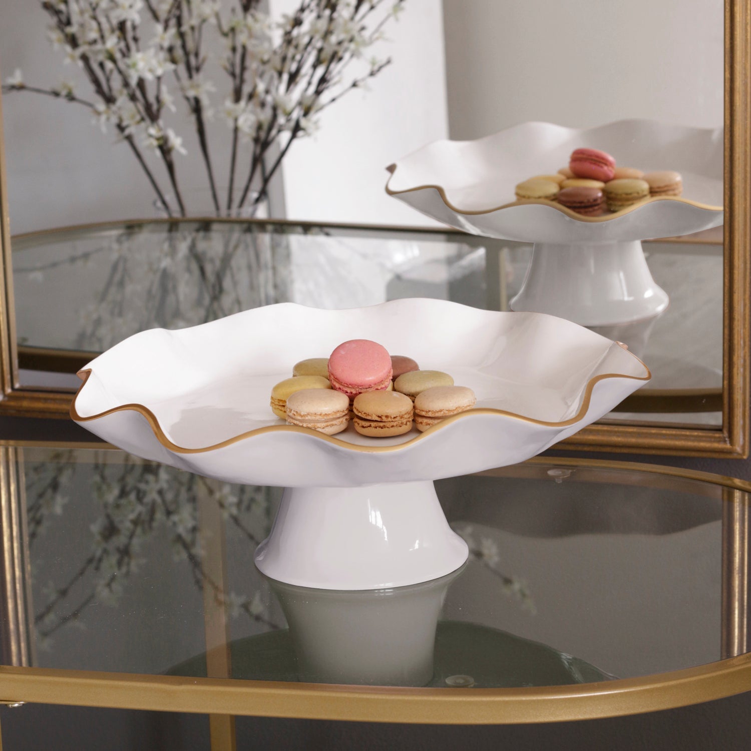 beatriz-ball-encanto-carola-pedestal-cake-plate-dove-and-white