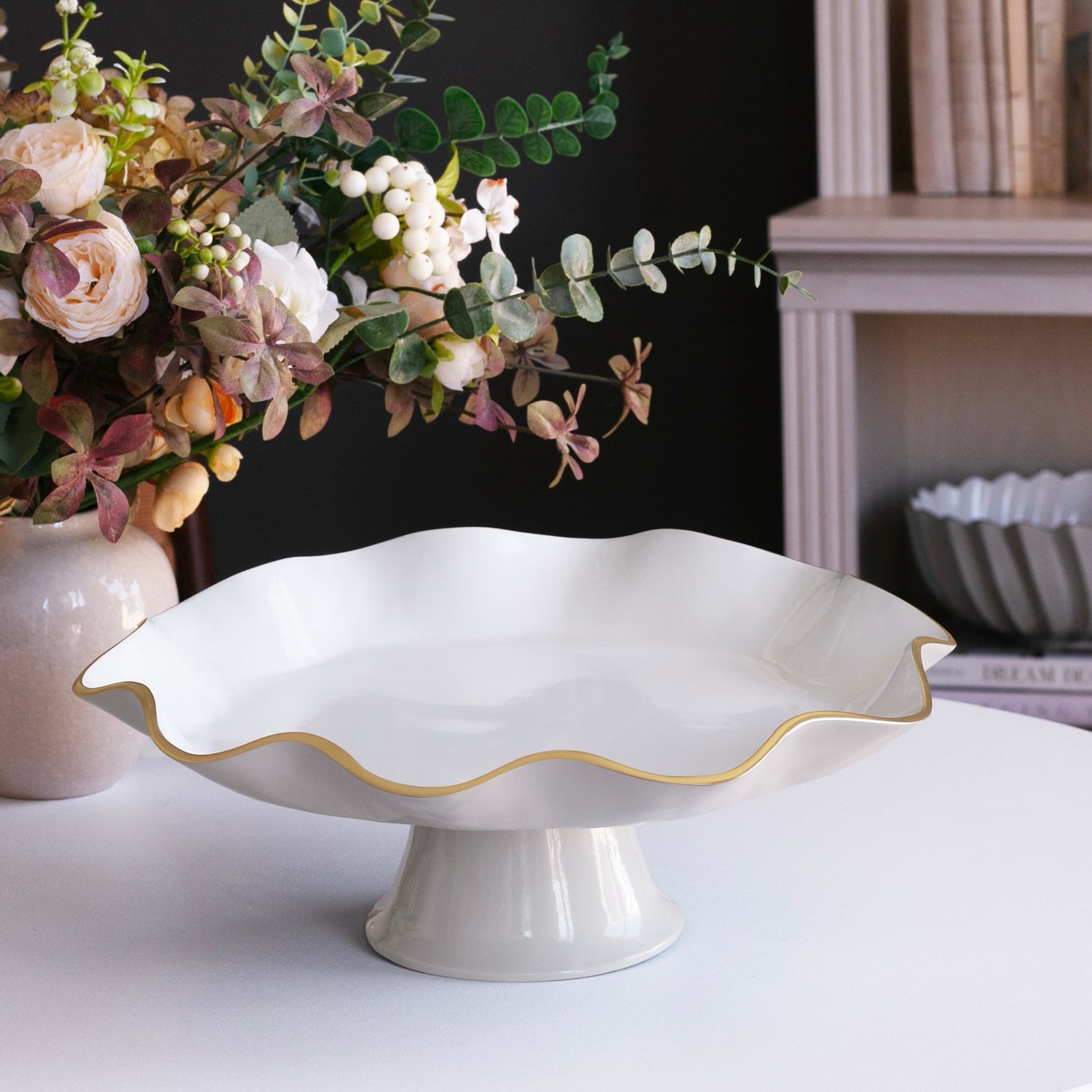 beatriz-ball-encanto-carola-pedestal-cake-plate-dove-and-white