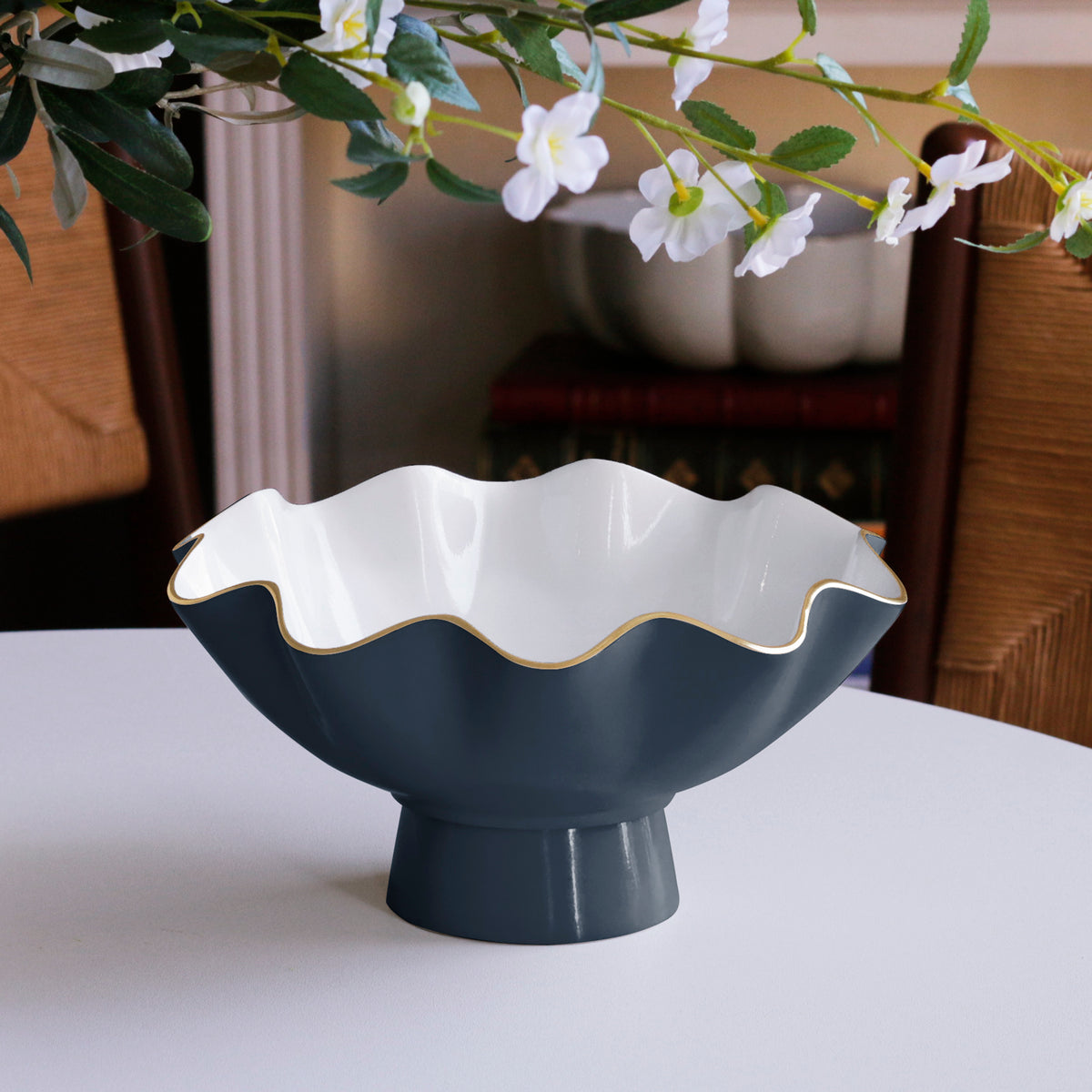 beatriz-ball-encanto-carola-small-pedestal-midnight-and-white