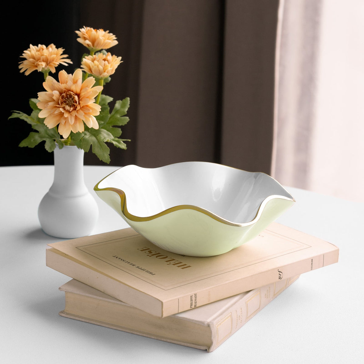 beatriz-ball-encanto-carola-small-round-bowl-pistachio-and-white
