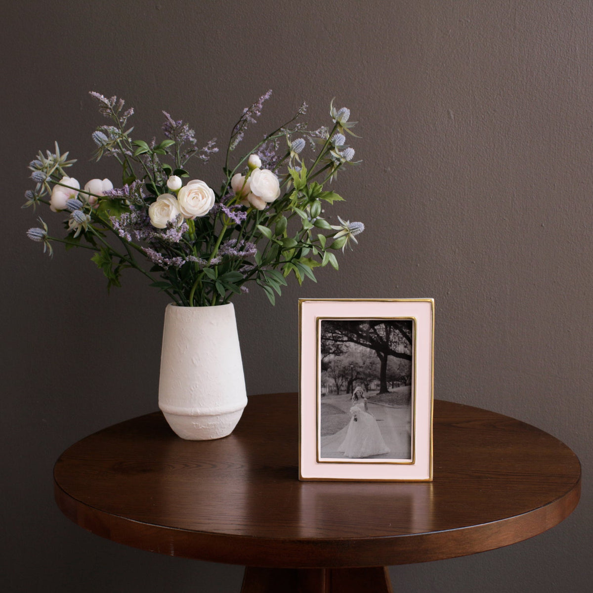 beatriz-ball-frame-encant-jason-4-x-6-camellia
