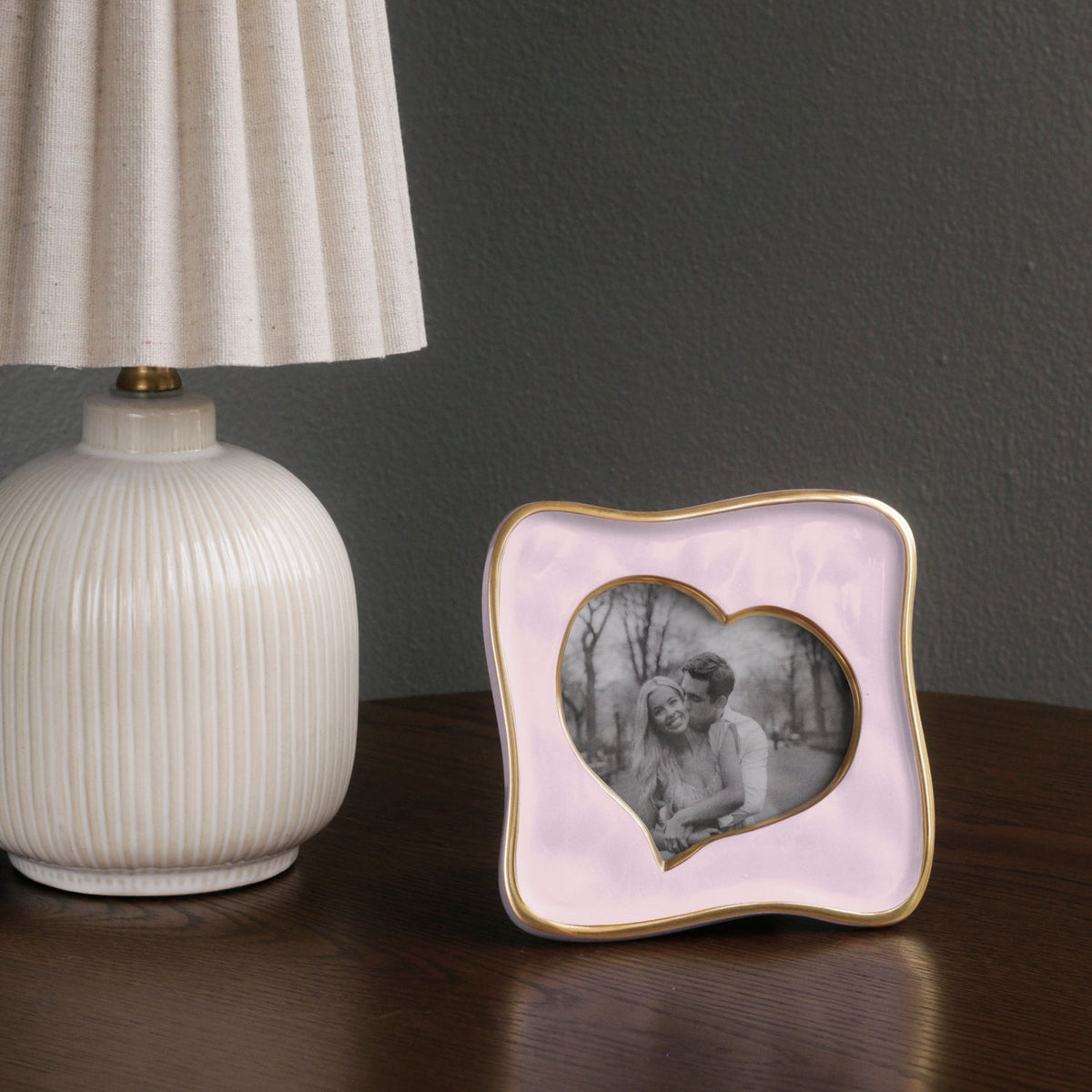 beatriz-ball-frame-encanto-curved-heart-5-x-5-camellia