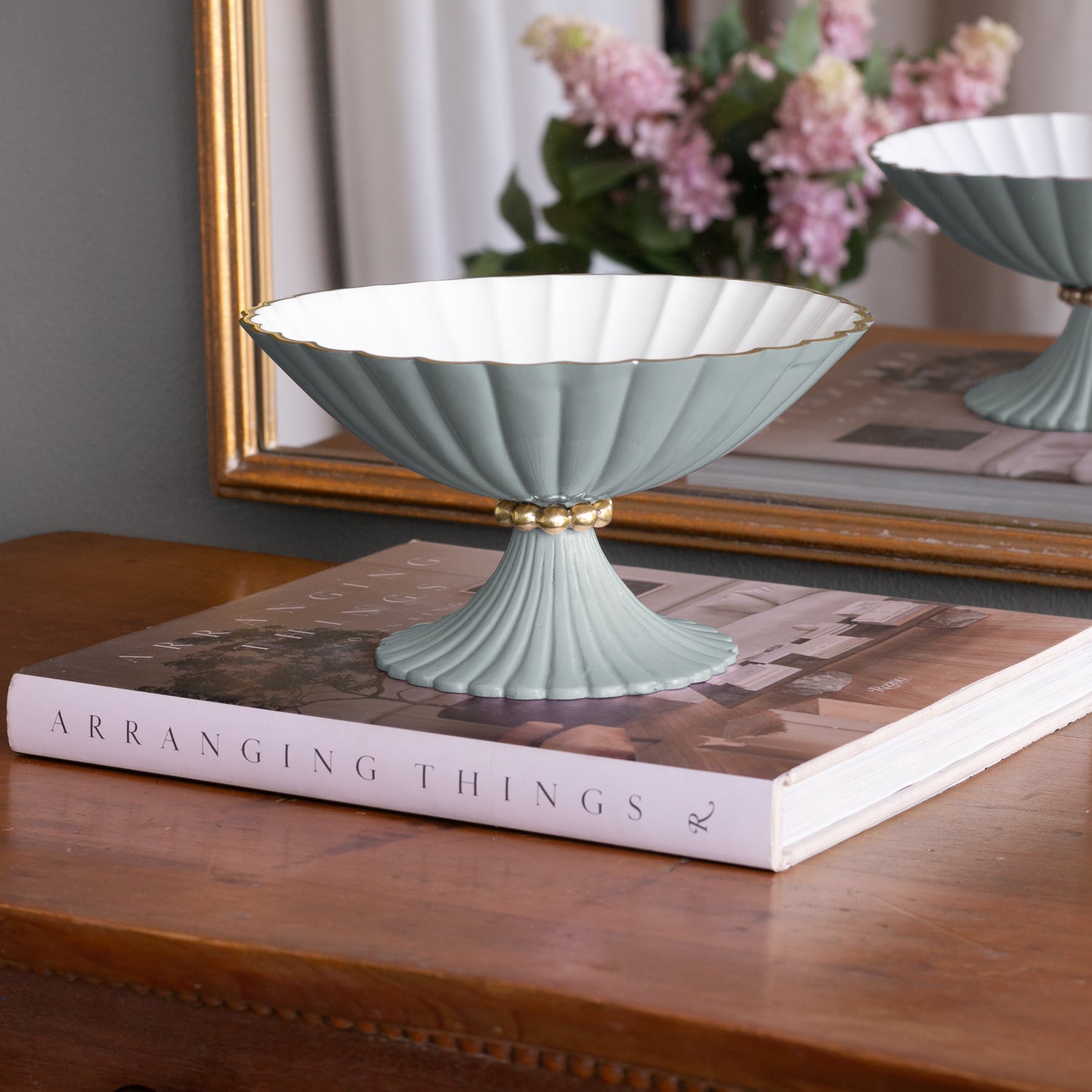 beatriz-ball-encanto-vienna-small-pedestal-slate-and-white