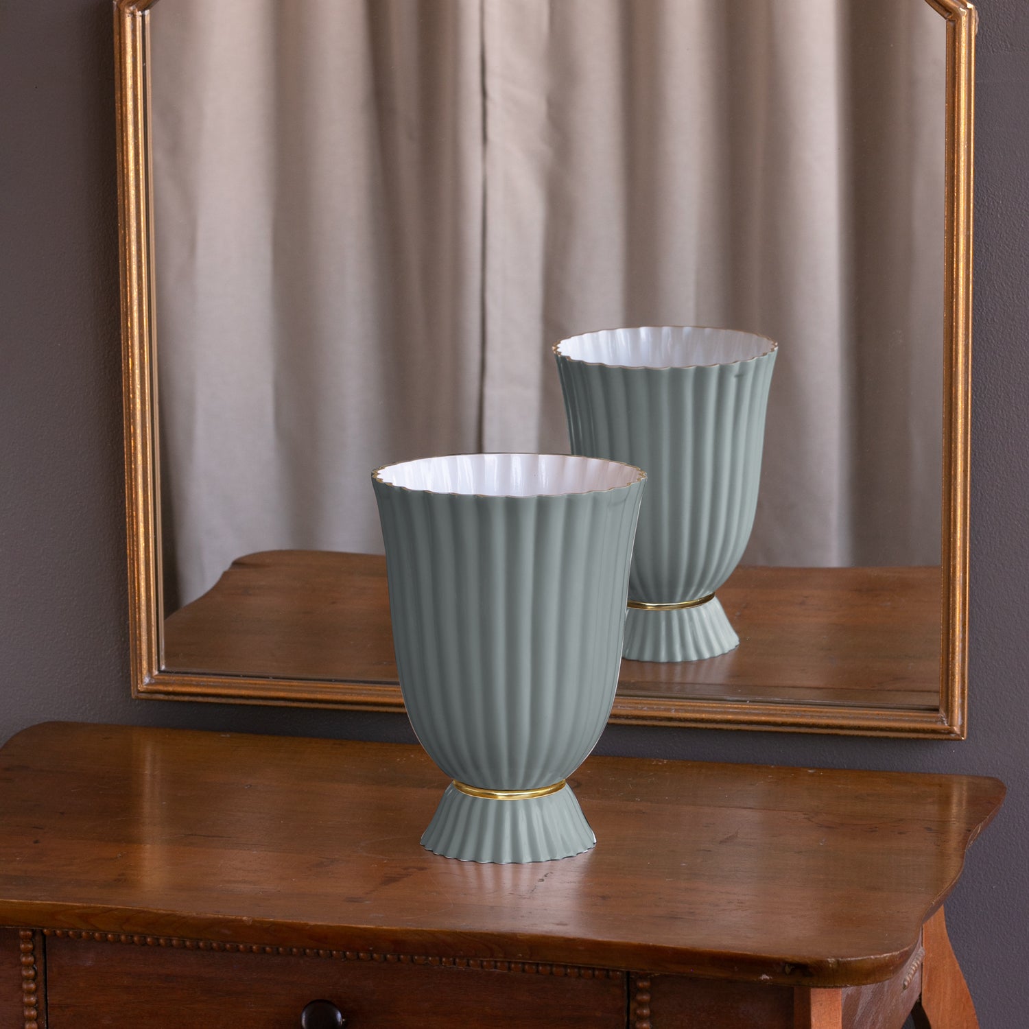 beatriz-ball-encanto-vienna-medium-vase-slate-and-white