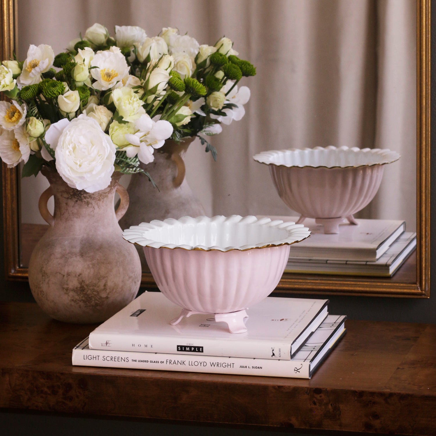 beatriz-ball-encanto-vienna-footed-medium-bowl-camellia-and-white