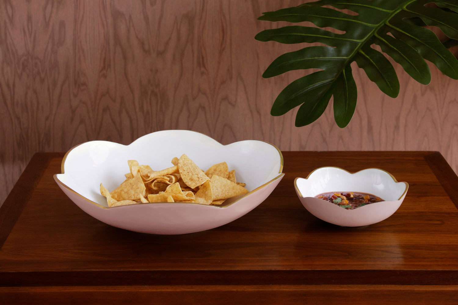 encanto-amelia-mini-round-bowl-camellia-and-white