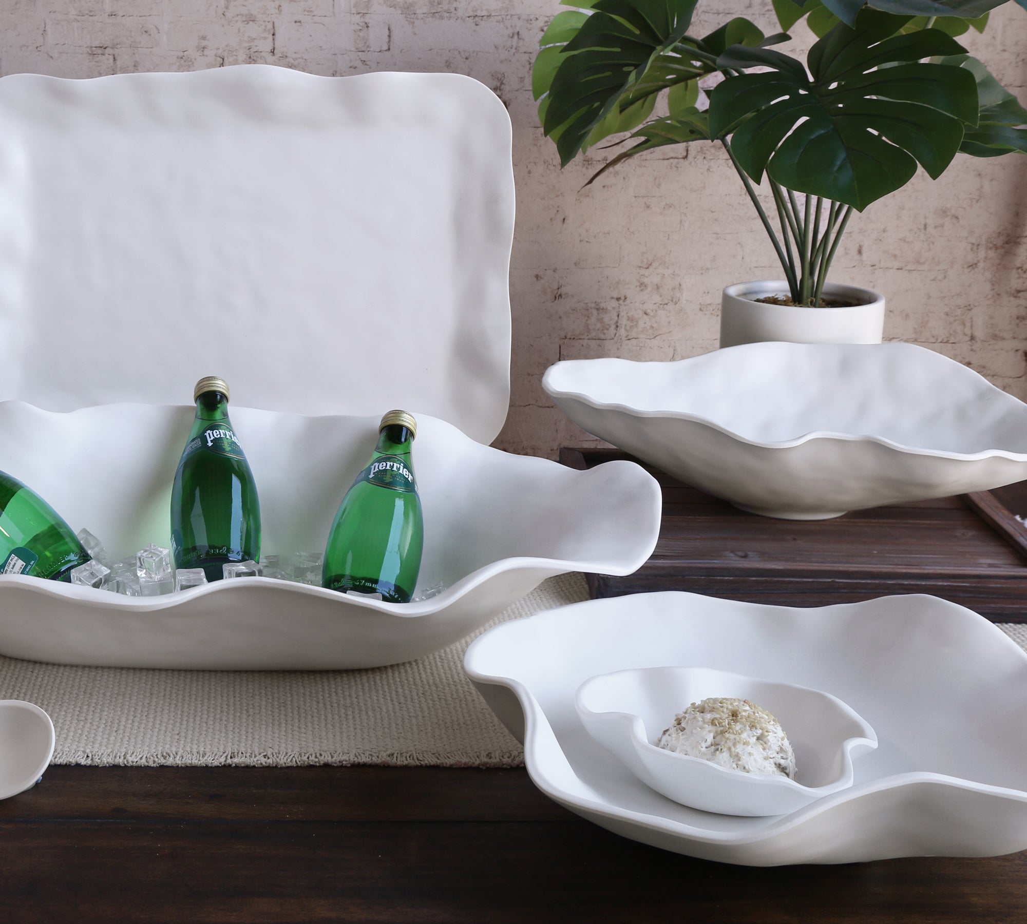 beatriz-ball-vida-nube-large-oval-bowl-white