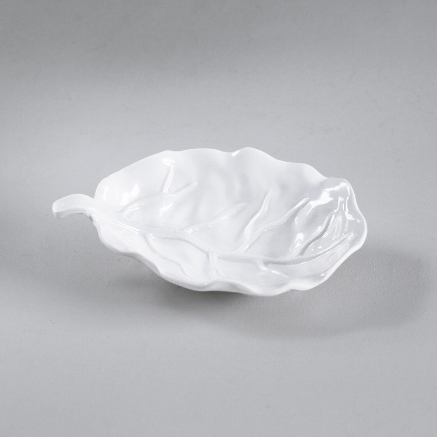 VIDA Lettuce Small Leaf Platter (White)