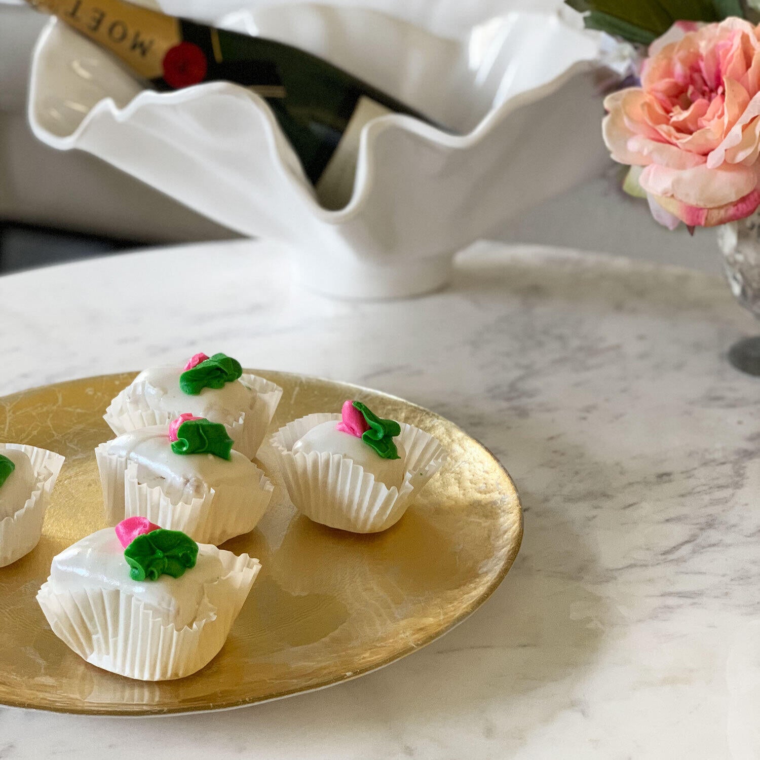 beatriz-ball-vida-bloom-wine-bucket-white