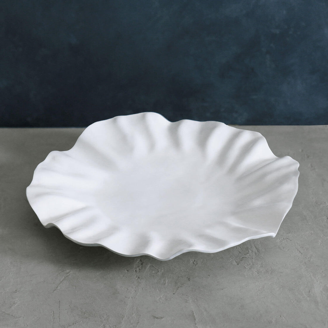 beatriz-ball-vida-bloom-large-round-platter-white