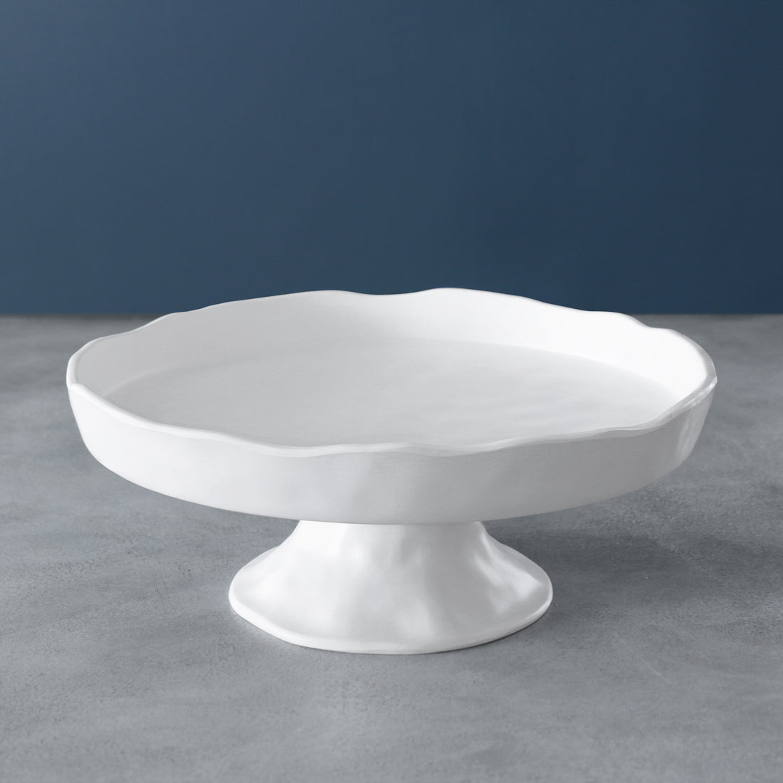 beatriz-ball-vida-nube-round-pedestal-cake-plate-white-seconds-non-refundable