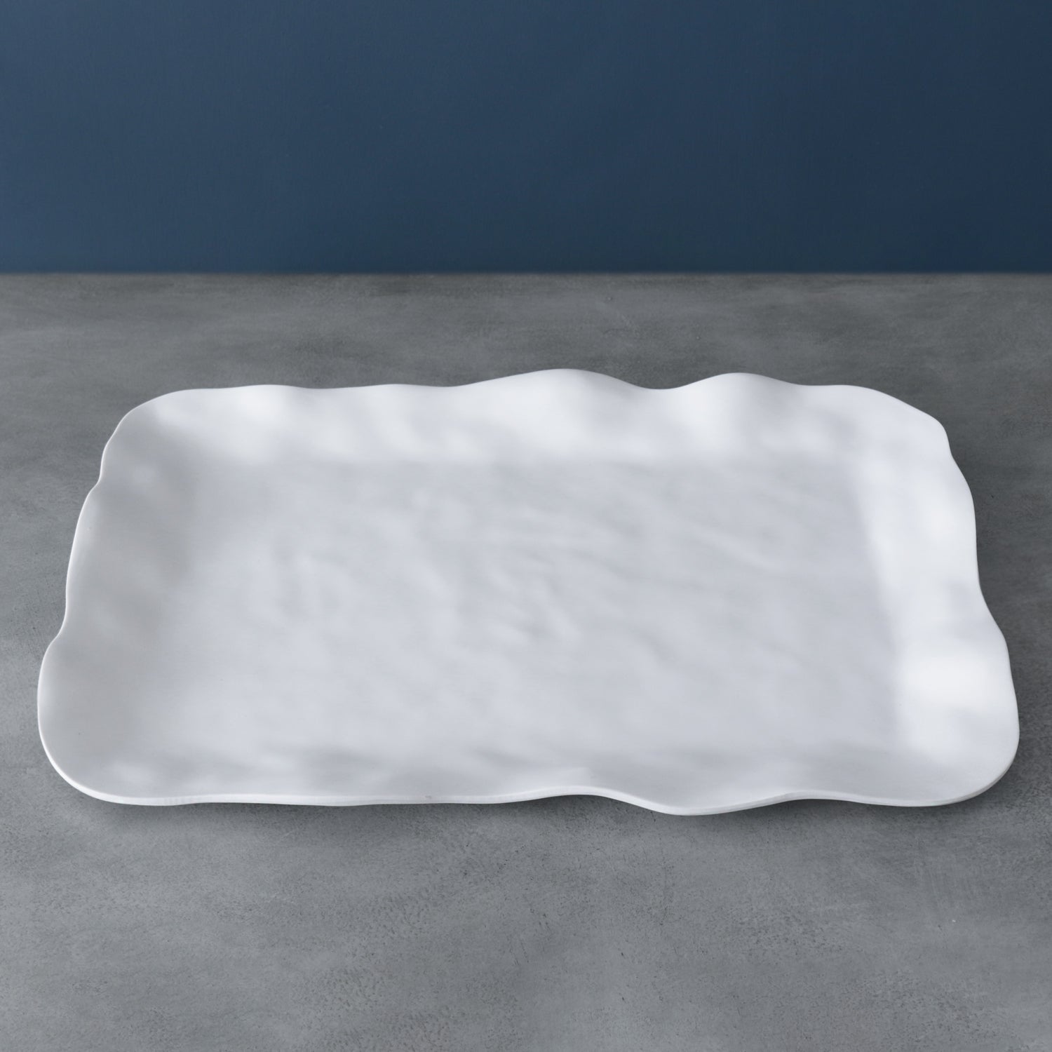 beatriz-ball-vida-nube-extra-large-rectangular-tray-white