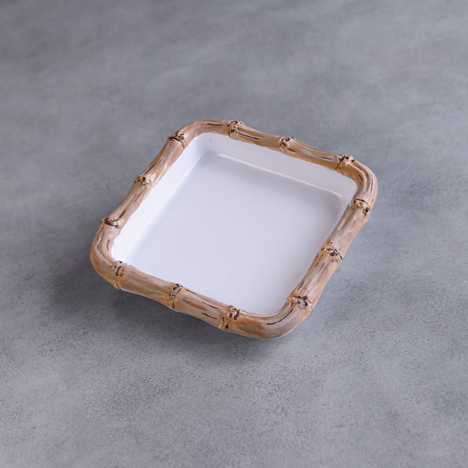 beatriz-ball-vida-bamboo-beverage-napkin-holder-white-and-natural