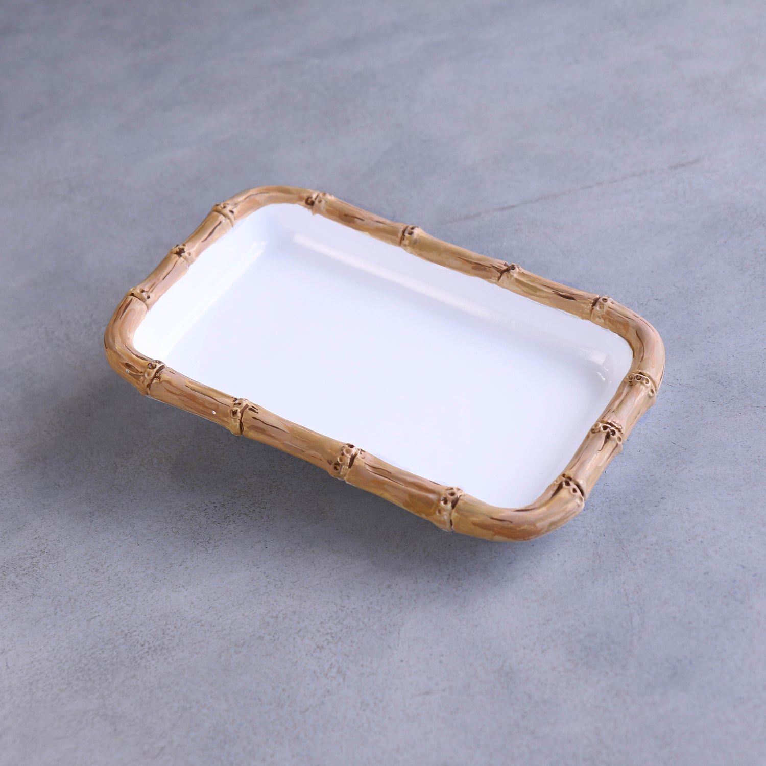 beatriz-ball-vida-bamboo-guest-towel-holder-white-and-natural