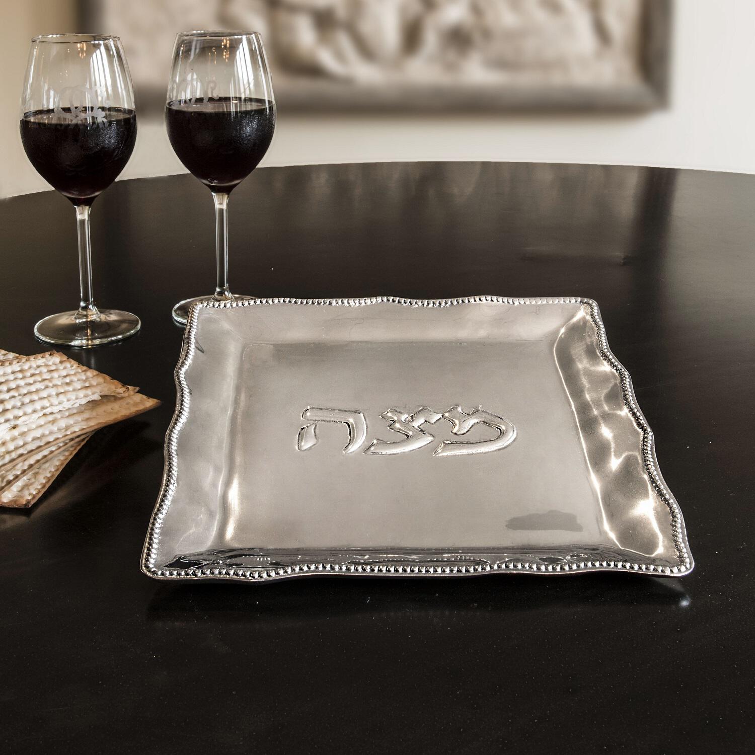 beatriz-ball-judaica-matza-plate-with-pearls