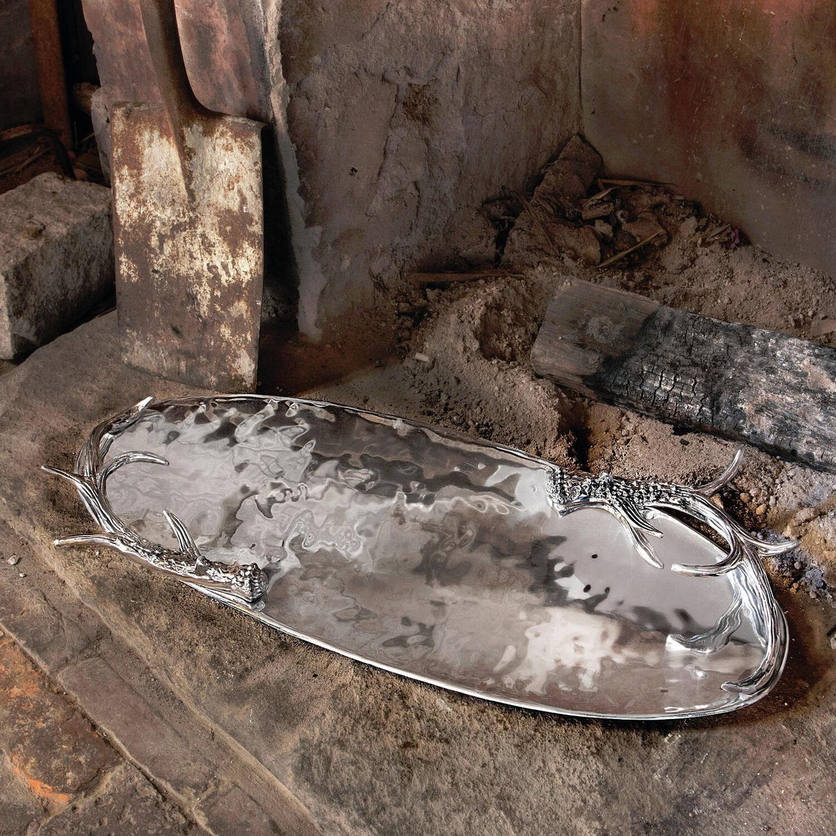 beatriz-ball-western-antler-extra-large-oval-tray