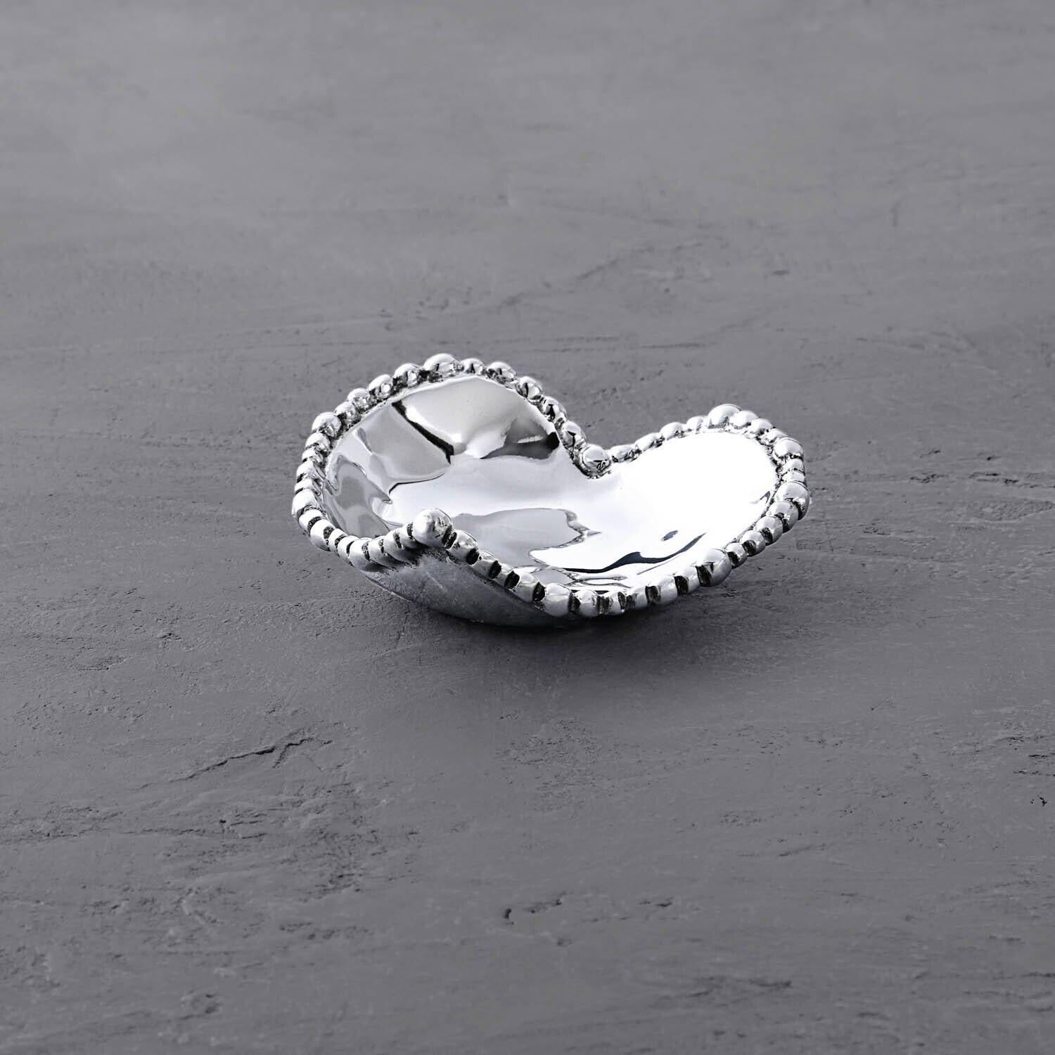 beatriz-ball-giftables-organic-pearl-heart-bowl-seconds-non-refundable